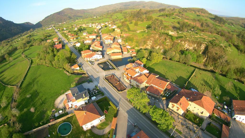 Posada Rural La Flor Del Nogal Ruente 外观 照片
